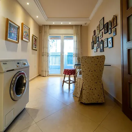 Superior King Size Vasiliki Villa *